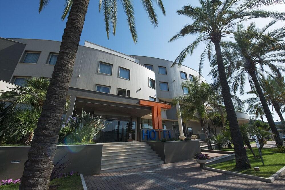Thotel Lamezia Lamezia Terme Buitenkant foto
