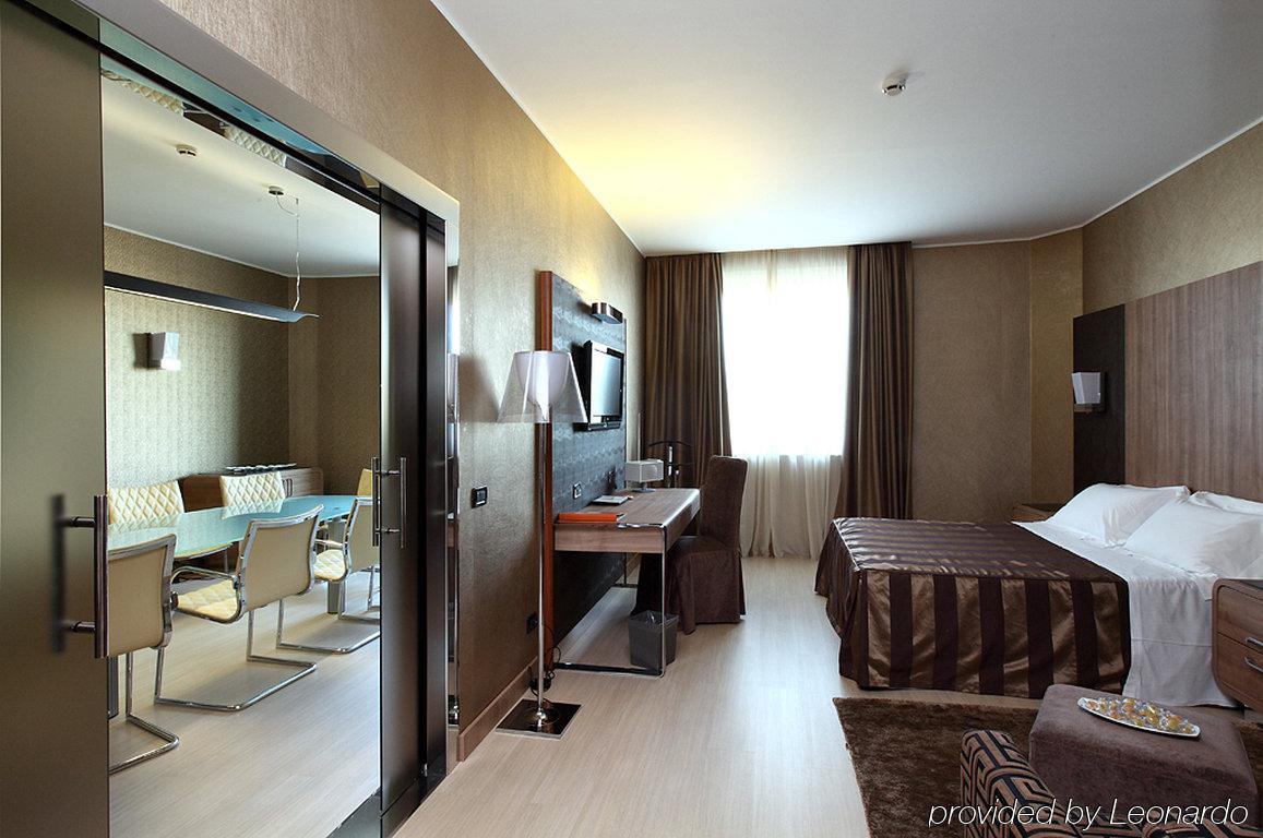 Thotel Lamezia Lamezia Terme Buitenkant foto