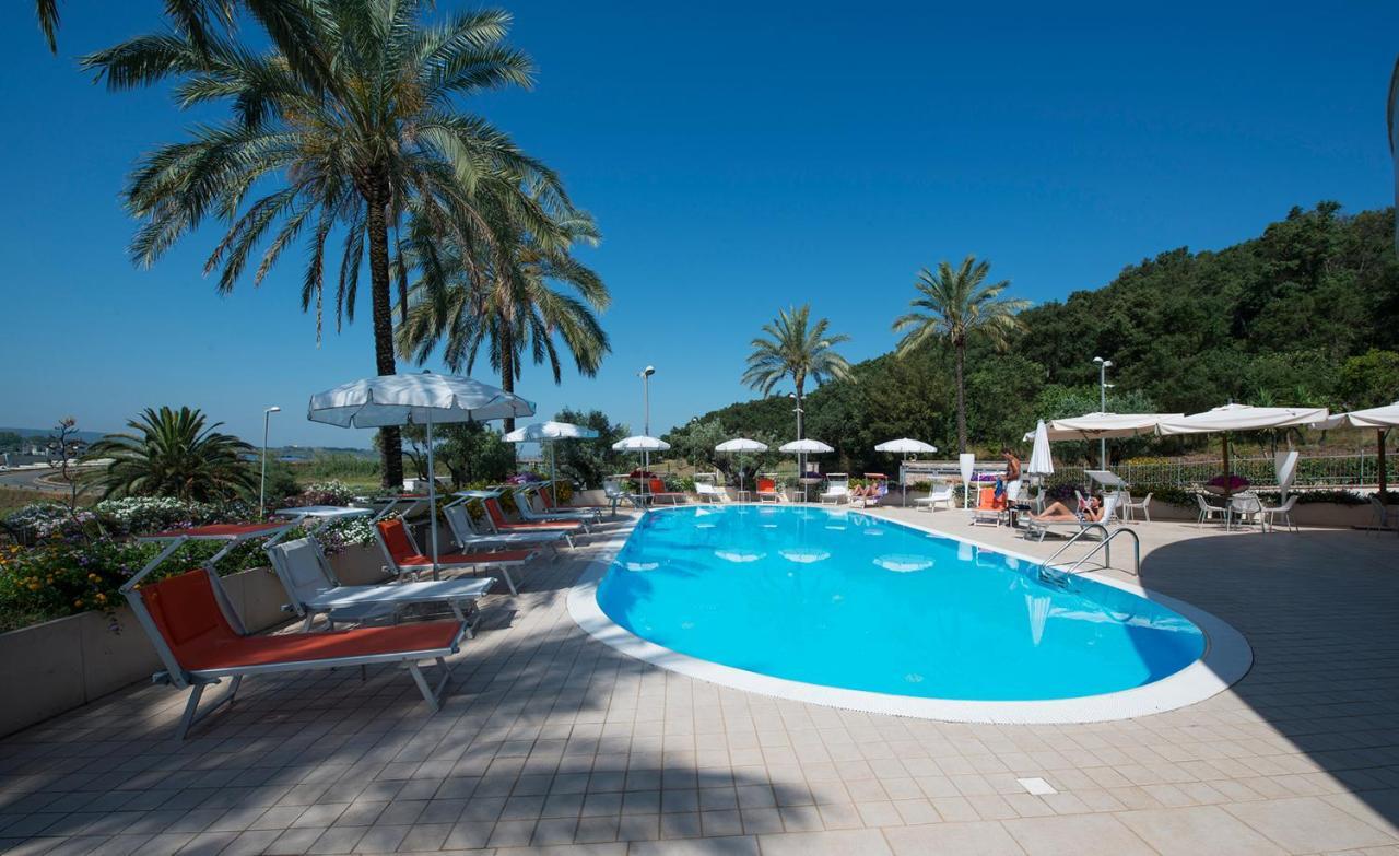Thotel Lamezia Lamezia Terme Buitenkant foto